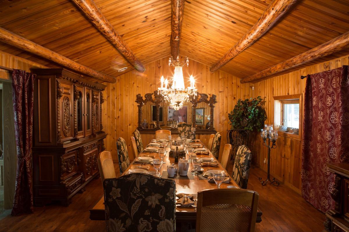 Bed and Breakfast Sleepy Creek Country Manor Bragg Creek Экстерьер фото